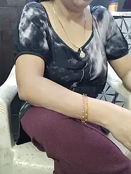 SexybeboX online show from 04-17-26, 05:43