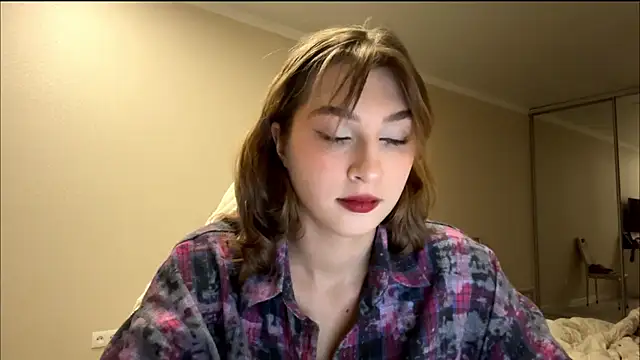 ElliKrovel online show from 02-19-26, 03:09