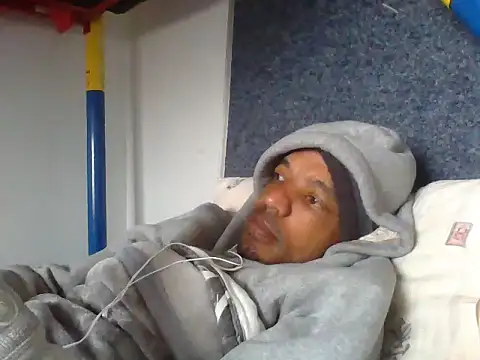 lavelle26 online show from 04-24-26, 06:48
