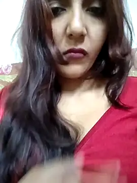 Snapshot of Moody-girl1 chatting on 02-16-26, 07:40 Moody-girl1 online show from 02-16-26, 07:40