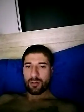 Snapshot of Camilo696903 chatting on 05-18-26, 09:47 Camilo696903 online show from 05-18-26, 09:47