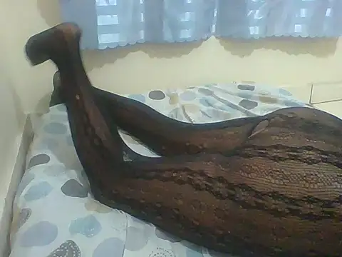 Snapshot of Latin_toes chatting on 02-22-26, 09:33 Latin toes online show from 02-22-26, 09:33