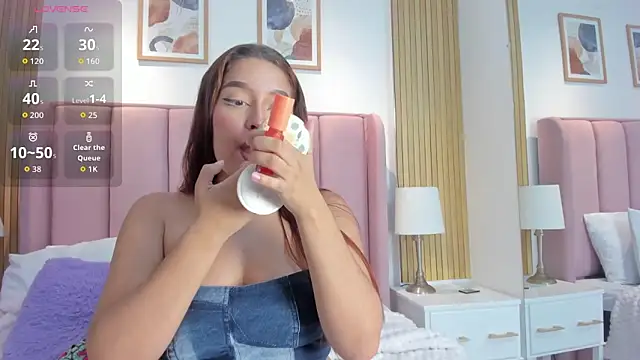 Emily Harpeer online show from 03-15-26, 11:39