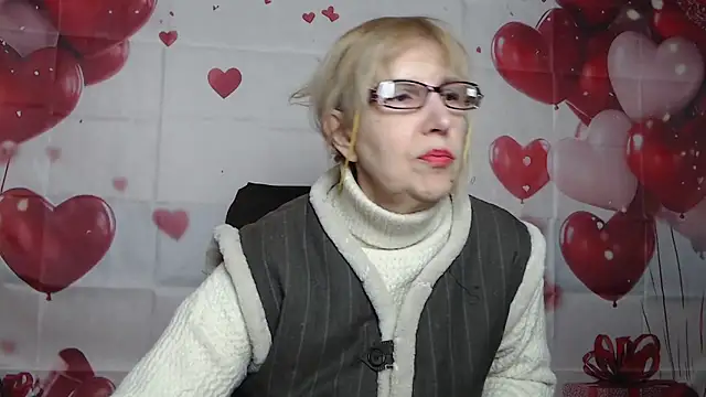 Snapshot of PattySanny chatting on 02-12-26, 12:05 PattySanny online show from 02-12-26, 12:05