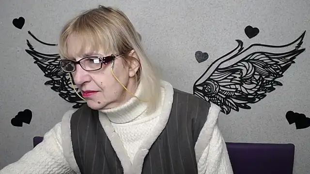 Snapshot of PattySanny chatting on 02-09-26, 02:15 PattySanny online show from 02-09-26, 02:15