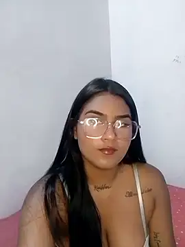 Snapshot of Zoe_Renata chatting on 02-10-26, 12:15 Zoe Renata online show from 02-10-26, 12:15