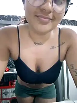 Zoe Renata online show from 04-22-26, 08:21