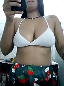 Snapshot of Zoe_Renata chatting on 02-28-26, 08:36 Zoe Renata online show from 02-28-26, 08:36