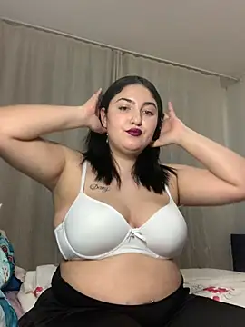 Amber Sinn online show from 02-06-26, 06:37