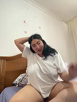 Amber Sinn online show from 07-22-26, 01:13