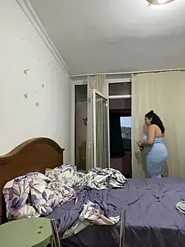 Amber Sinn online show from 07-12-26, 06:09