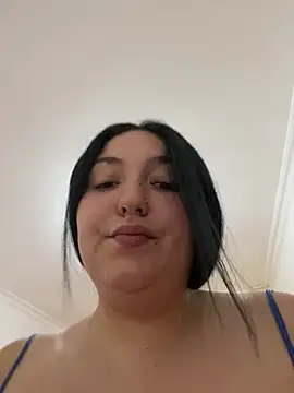 Amber Sinn online show from 06-26-26, 02:01