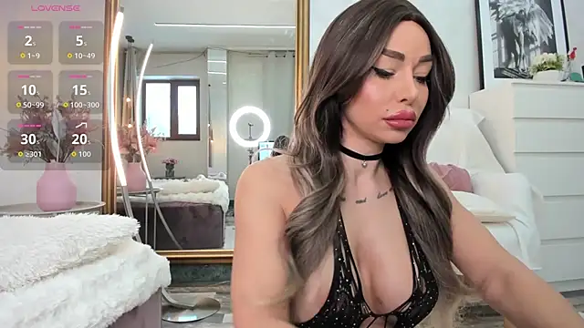 Snapshot of ElinaMoon_ chatting on 02-22-26, 07:22 ElinaMoon online show from 02-22-26, 07:22