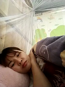 Snapshot of Loyalty-love chatting on 02-12-26, 01:11 Loyalty-love online show from 02-12-26, 01:11