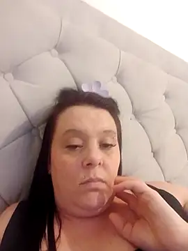 Snapshot of louisa36 chatting on 03-02-26, 10:38 louisa36 online show from 03-02-26, 10:38