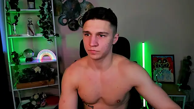 Snapshot of emmanuel_shine chatting on 03-05-26, 07:05 emmanuel shine online show from 03-05-26, 07:05