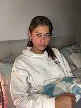 RachelWeisz  online show from 03-13-26, 10:53