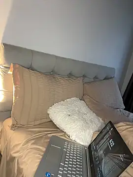 RachelWeisz  online show from 02-22-26, 11:23