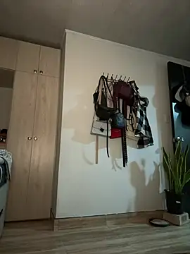 RachelWeisz  online show from 03-10-26, 10:41