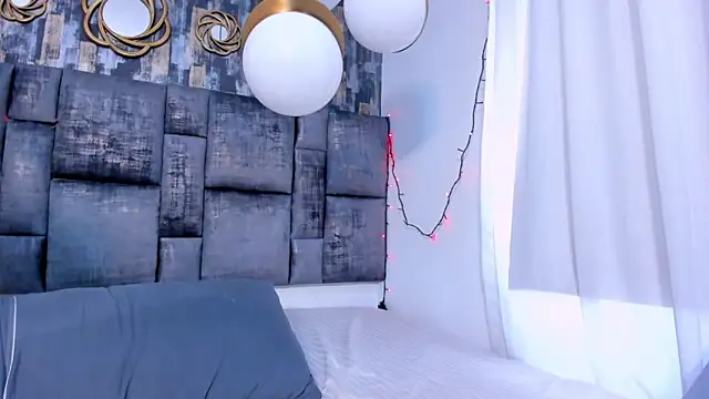 MiiaTauro online show from 03-12-26, 08:46