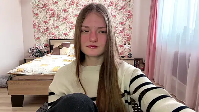 Snapshot of Milayouknow chatting on 02-08-26, 08:12 Milayouknow online show from 02-08-26, 08:12