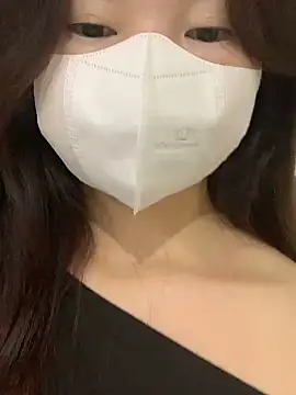 Rin-yiyi online show from 02-21-26, 04:42