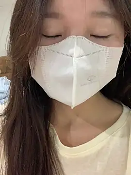 Rin-yiyi online show from 02-12-26, 08:08