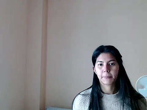 Snapshot of ZeforAitanna chatting on 02-08-26, 02:48 ZeforAitanna online show from 02-08-26, 02:48