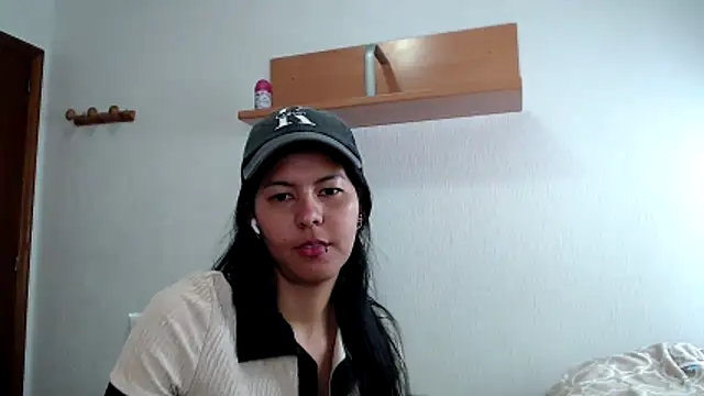 ZeforAitanna online show from 04-13-26, 11:03