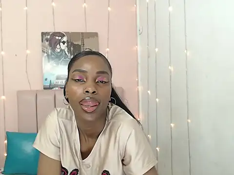 charlothcameronrs707 online show from 02-11-26, 12:05