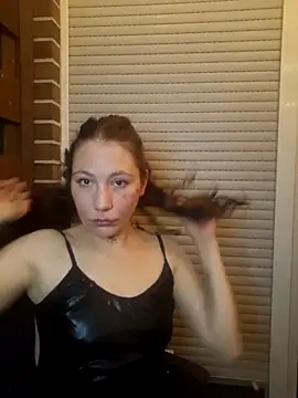 Lolahottele online show from 06-16-26, 09:04