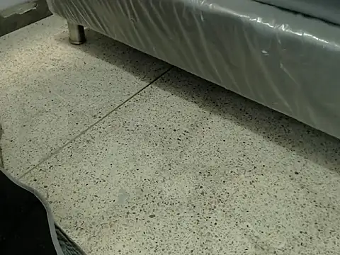 Snapshot of Isabella-001 chatting on 02-12-26, 12:16 Isabella-001 online show from 02-12-26, 12:16