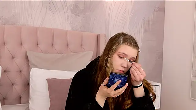 Snapshot of StacyHicks chatting on 03-08-26, 03:04 StacyHicks online show from 03-08-26, 03:04