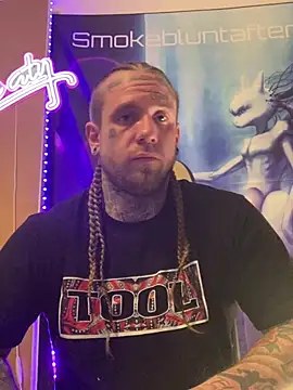 Smokebluntafterblunt online show from 04-10-26, 01:29