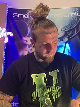 Smokebluntafterblunt online show from 02-18-26, 12:23