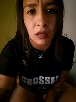 Snapshot of Paola_andrade chatting on 04-28-26, 02:49 Paola andrade online show from 04-28-26, 02:49