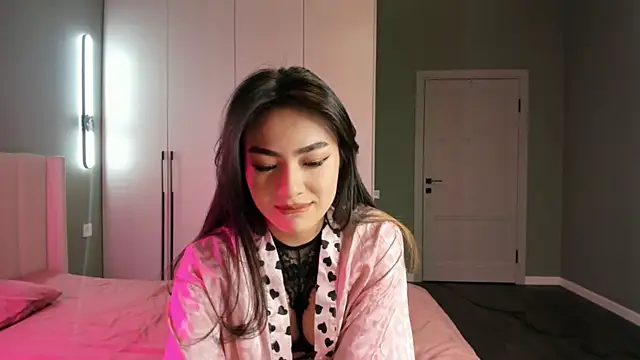 Snapshot of leyla_play chatting on 02-22-26, 03:20 leyla play online show from 02-22-26, 03:20