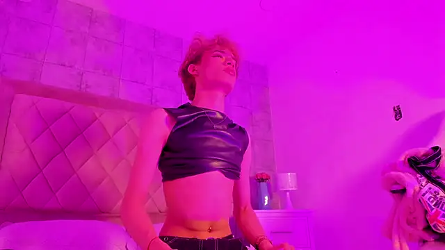 Snapshot of AngelDoll_1 chatting on 03-14-26, 04:40 AngelDoll 1 online show from 03-14-26, 04:40