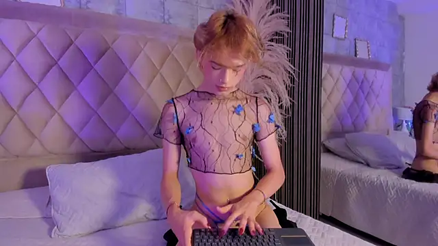 Snapshot of AngelDoll_1 chatting on 04-15-26, 05:24 AngelDoll 1 online show from 04-15-26, 05:24