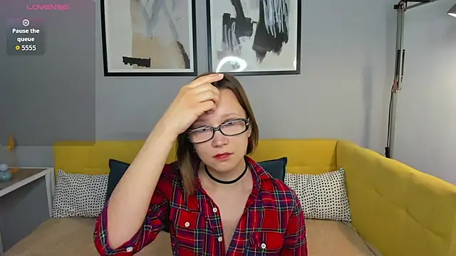 EmmaEthereal online show from 03-25-26, 01:39