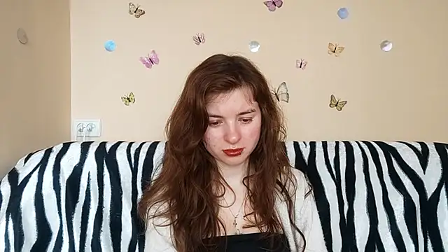 LanitaHemple online show from 04-28-26, 01:04