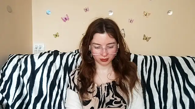 LanitaHemple online show from 04-26-26, 01:08
