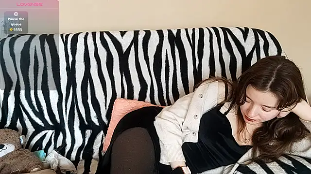 LanitaHemple online show from 03-25-26, 07:19