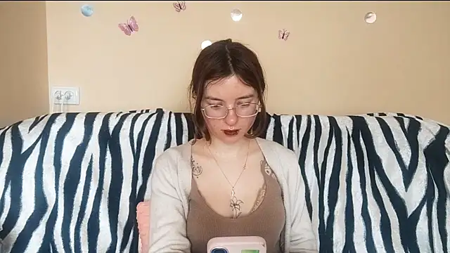 LanitaHemple online show from 04-20-26, 01:13