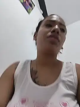 Snapshot of sandra_rey_ chatting on 07-14-26, 05:23 sandra rey online show from 07-14-26, 05:23