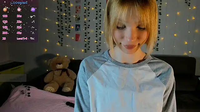 Kiracute18 online show from 02-20-26, 04:53