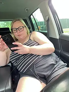 Mommy-girl-Lola online show from 06-16-26, 10:59