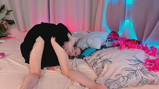 lada2k4 online show from 02-20-26, 06:19