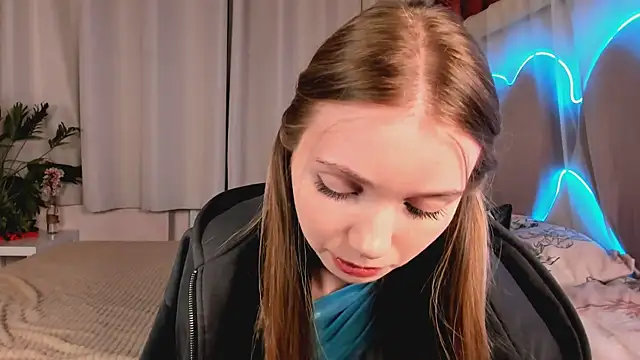 lada2k4 online show from 02-08-26, 06:33