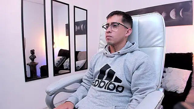 Tommas Jhonson online show from 03-04-26, 01:46